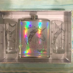Unicorn flask and shot glass set